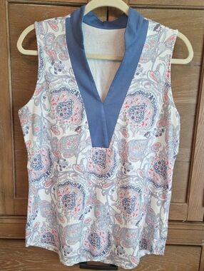 Jofit White V-neck Top with Blue And Red Paisley Size L